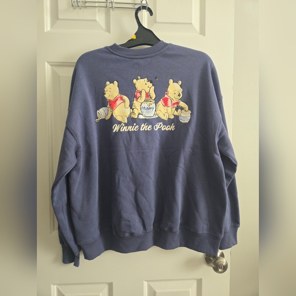 Disney Navy Winnie the Pooh Sweatshirt 100 Acre Wood NWOT - Picture 5 of 5